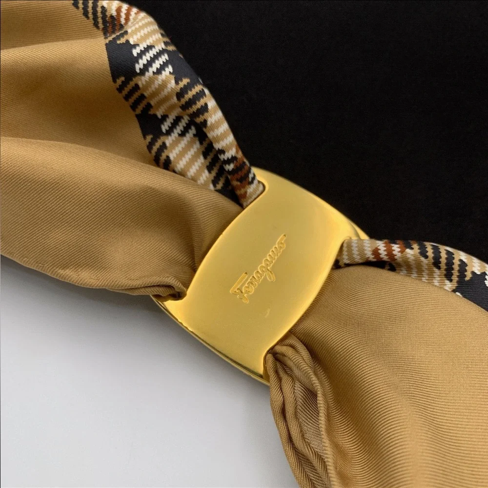 Authentic SALVATORE FERRAGAMO Logo Accessory Scarf Ring SET OF TWO with Dust Bag - Picture 1 of 16